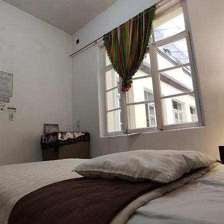 Hostal Yakumama Κουένκα Δωμάτιο φωτογραφία