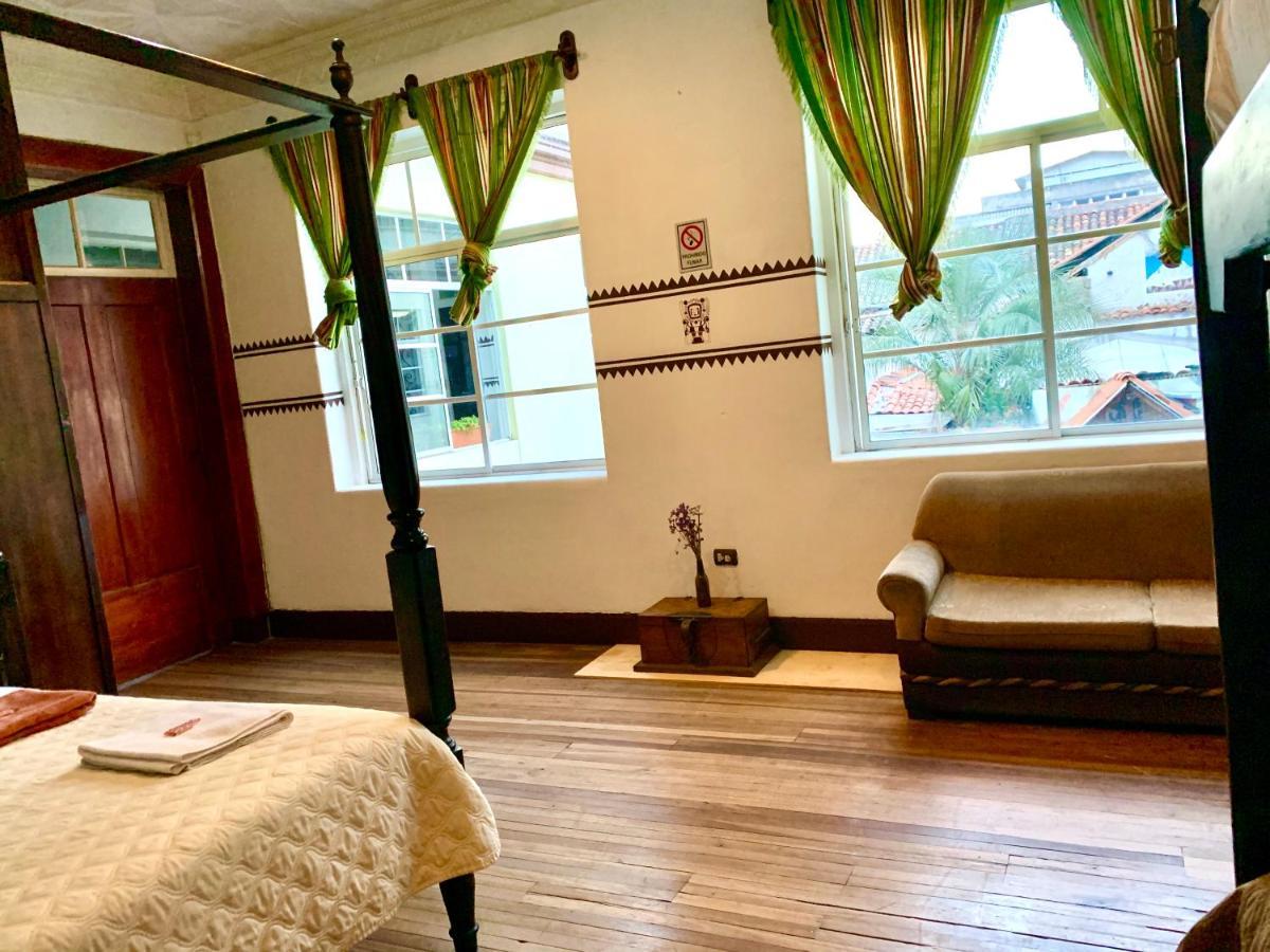 Hostal Yakumama Κουένκα Εξωτερικό φωτογραφία