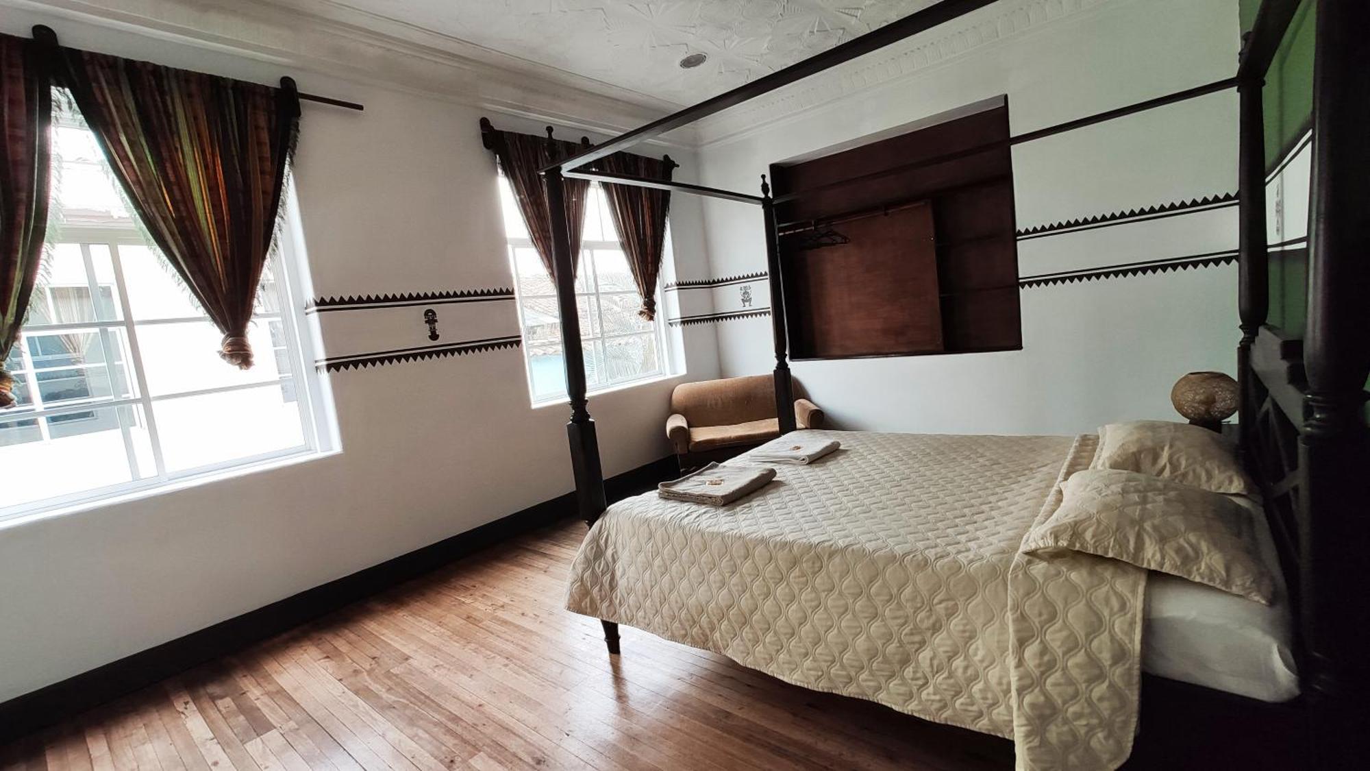 Hostal Yakumama Κουένκα Δωμάτιο φωτογραφία